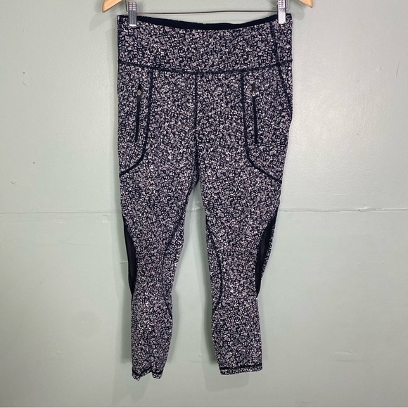 Lululemon Invigorate 7/8 Tight Daisy Dust Alpine White Black Sz 10 Leggings - Picture 2 of 7